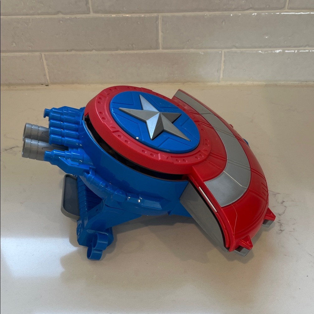 Captain American Nerf Blaster